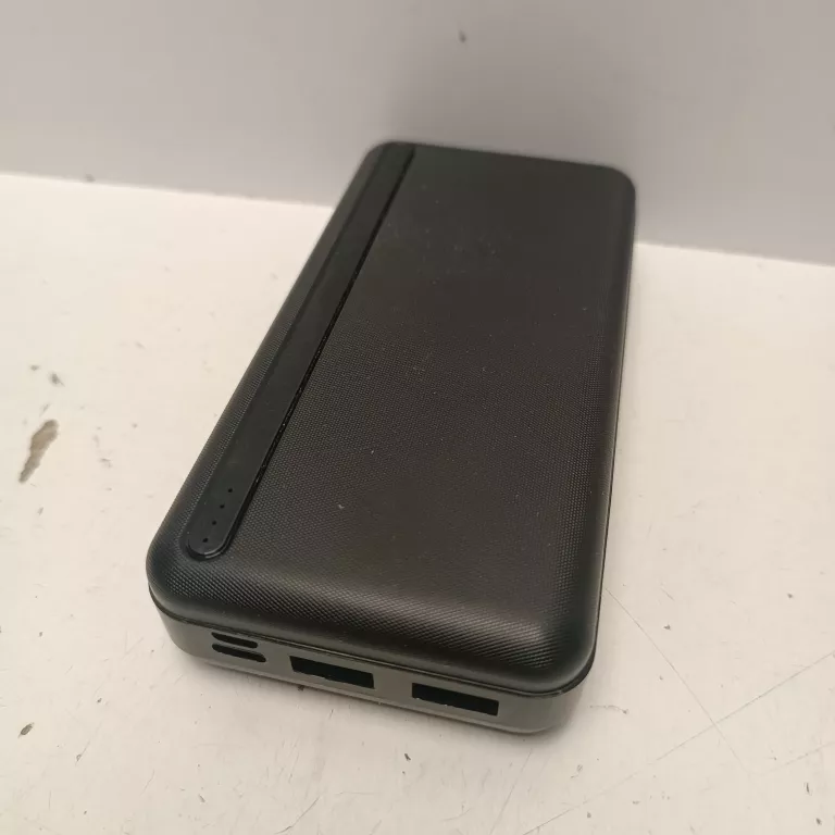 POWERBANK CZARNY PB1-201 20000MAH