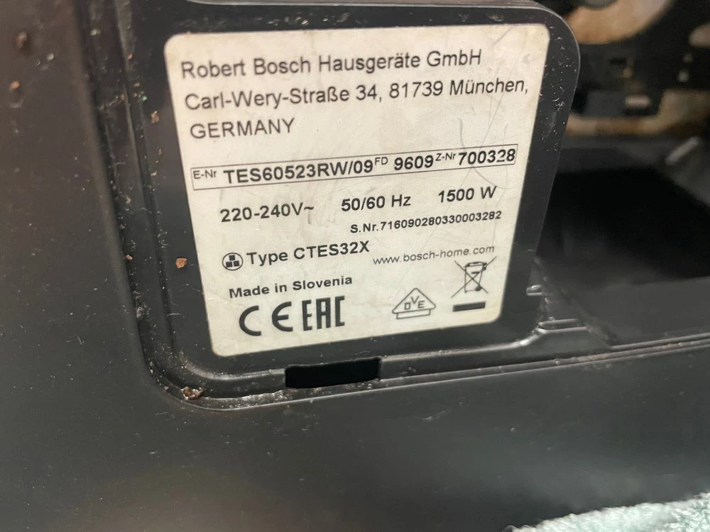 ekspres-bosch-vero-aroma-500-kod-producenta-tes60523rw