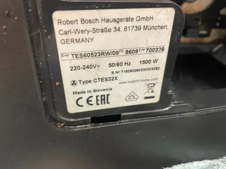 ekspres-bosch-vero-aroma-500-kod-producenta-tes60523rw