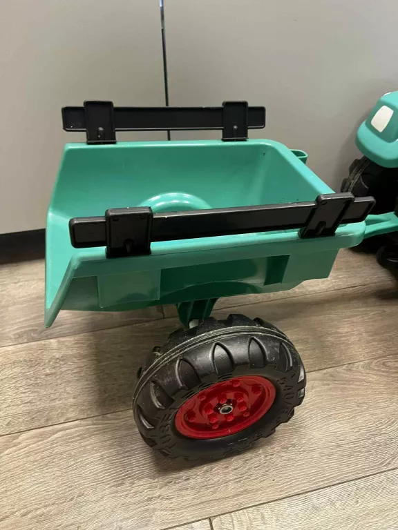 ROWER TRAKTOR Z PRZYCZEPKĄ