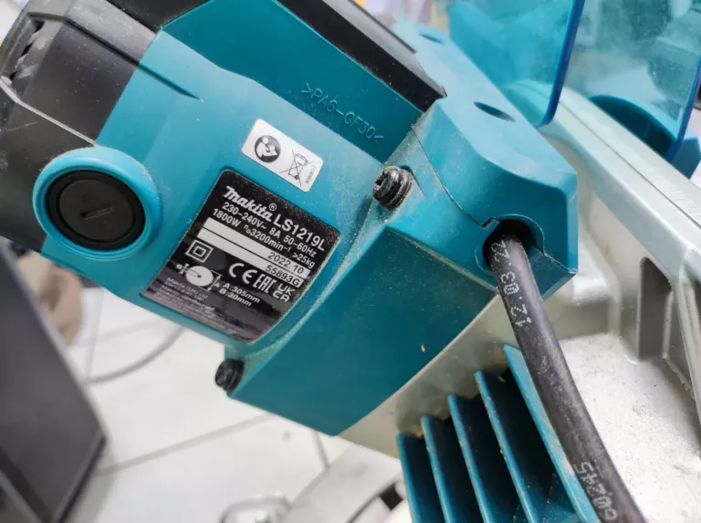 PIŁA UKOSOWA MAKITA LS1219L