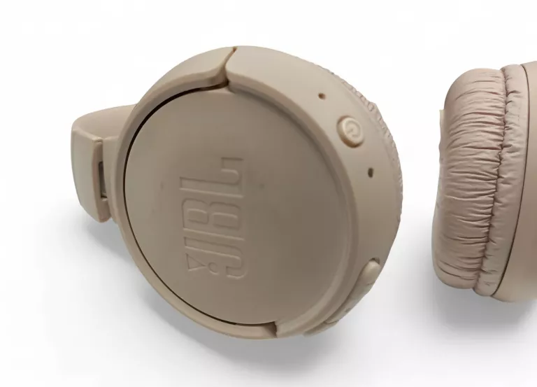 SLUCHAWKI BEZPRZEWODOWE NAUSZNE JBL TUNE 520  BT RÓŻOWE