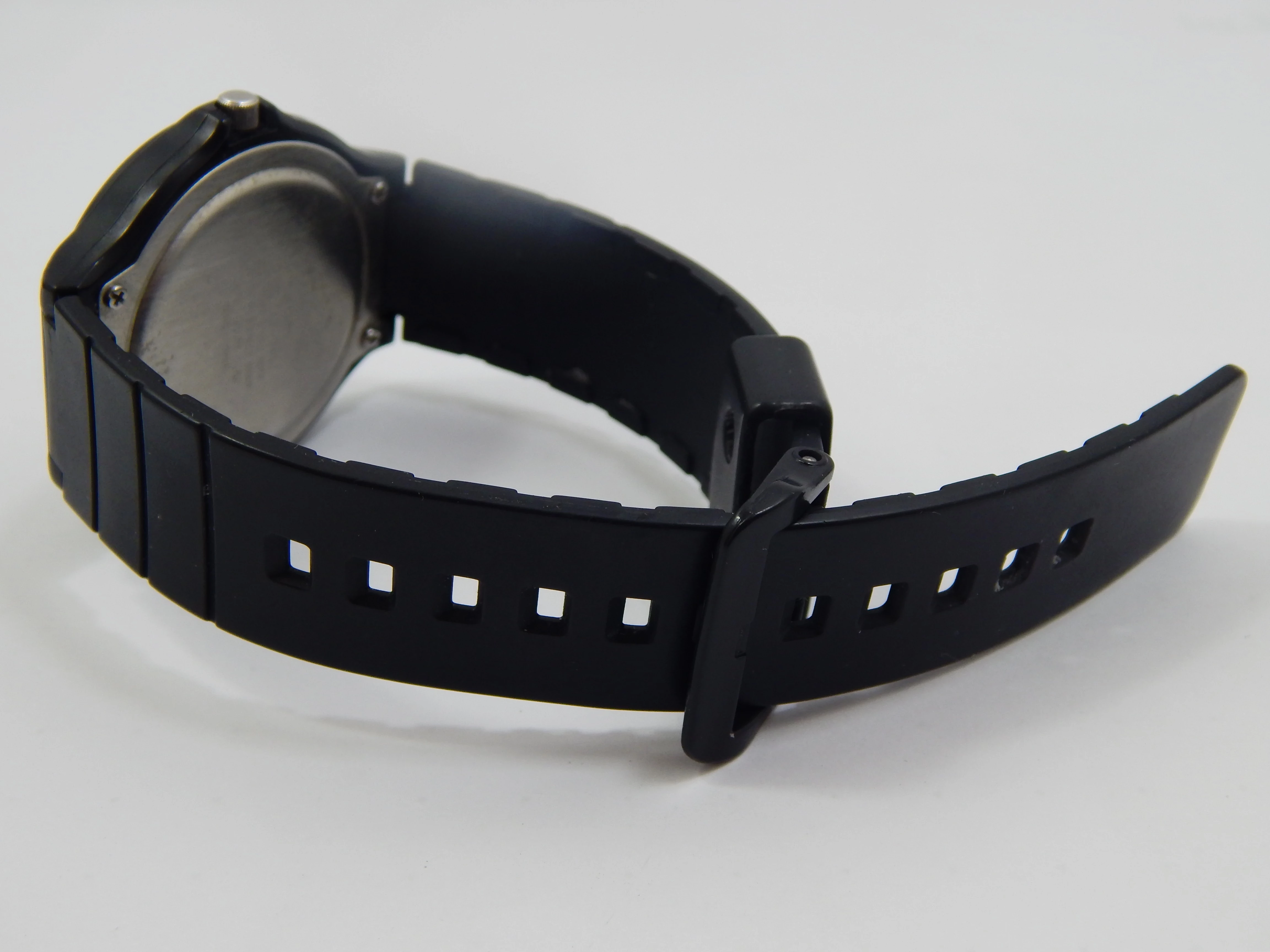 casio-zegarek-meski-casio-1330-ean-gtin-4971850820642