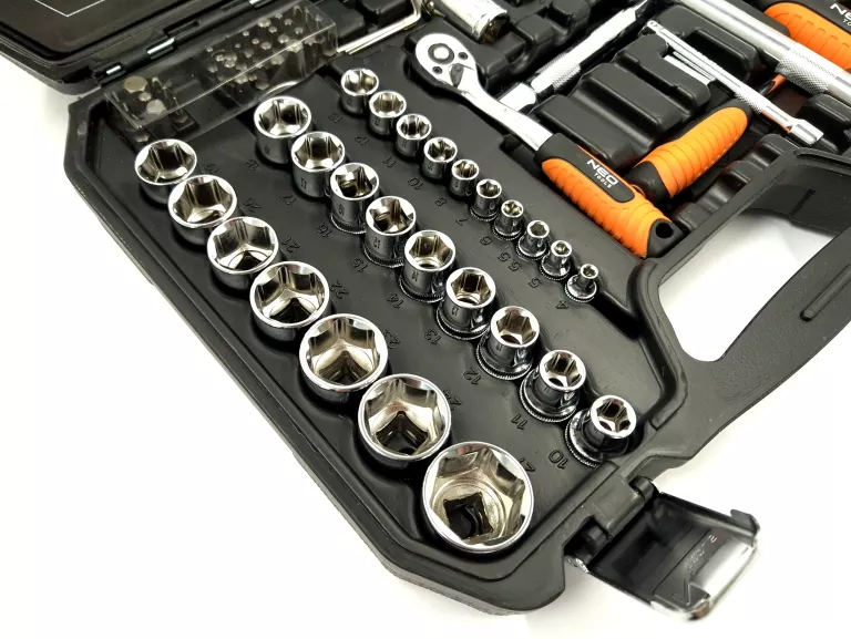 NEO TOOLS KLUCZE NASADOWE 1/2" 1/4" ZESTAW NARZĘDZI 73 EL.