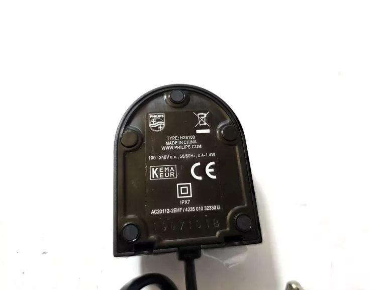 ŁADOWARKA DO SZCZOTECZKI PHILIPS HX6100