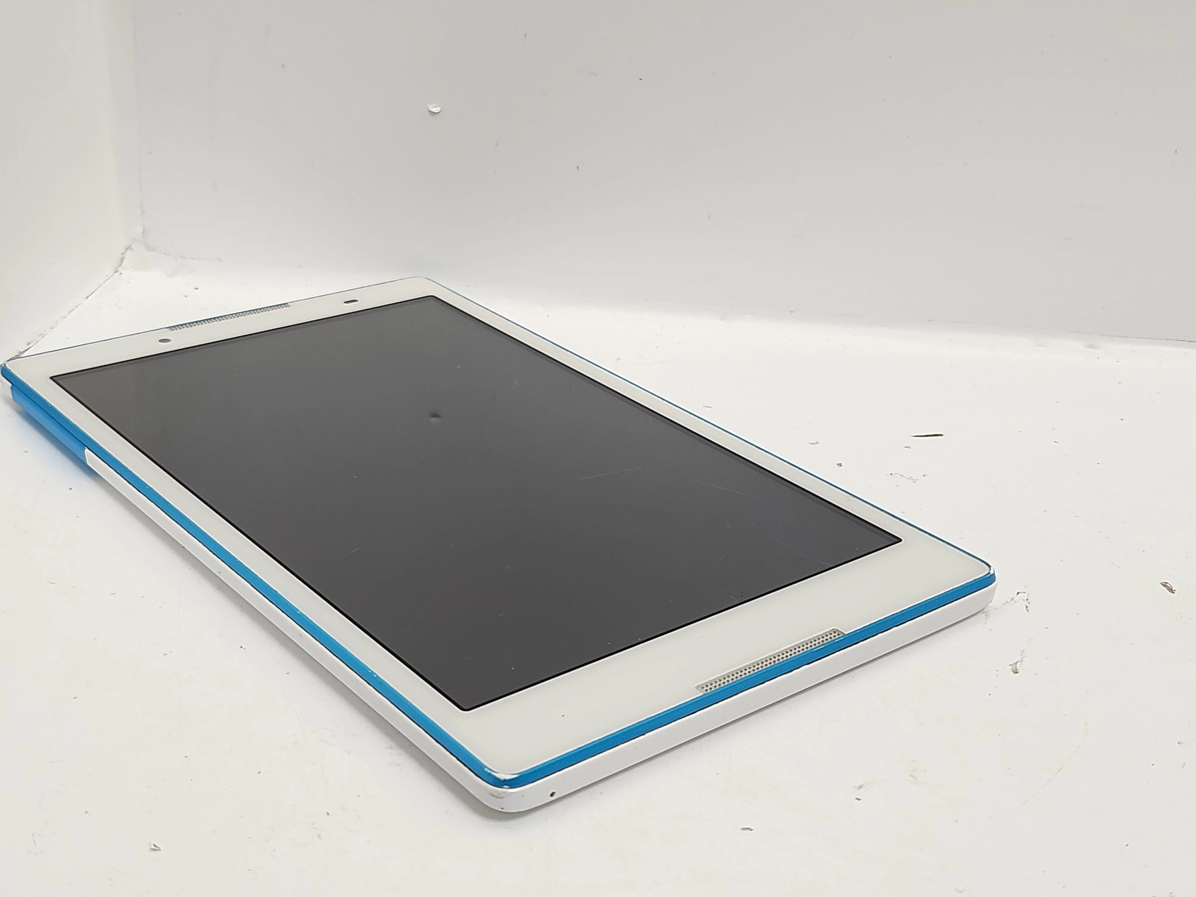 tablet-lenovo-tab3-8-tb3-850m-stan-11323-2