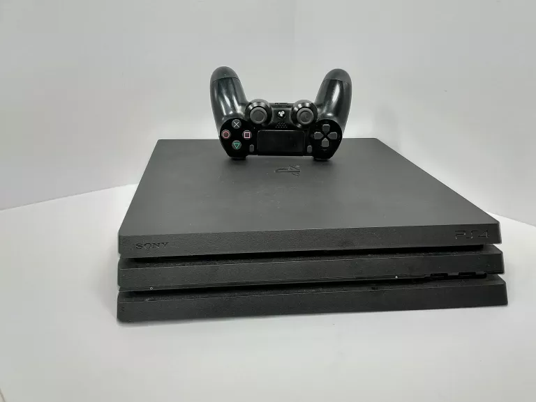 KONSOLA PS4 PRO CUH-7016B CZARNA ZASILACZ + PAD