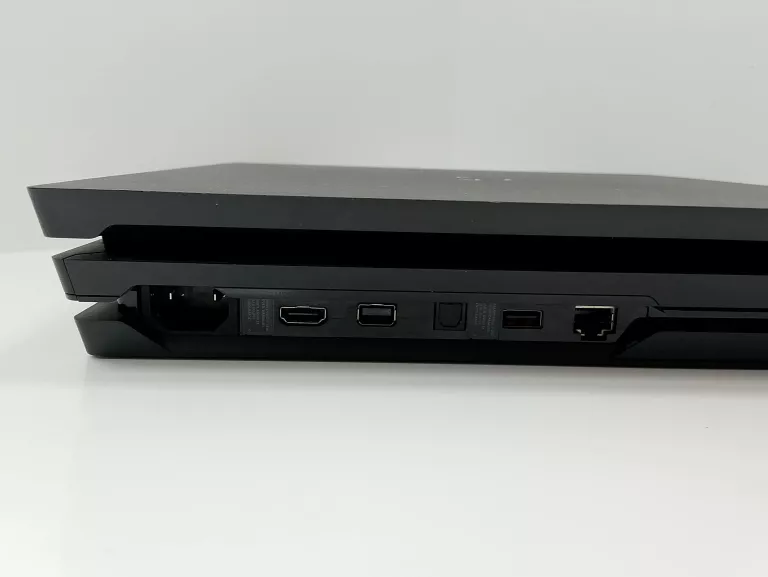 KONSOLA PS4 PRO CUH-7016B CZARNA ZASILACZ + PAD