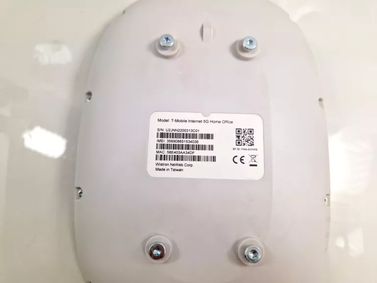 zestaw-ruter-wnc-t-mobile-internet-home-office-box-5g-odu-idu-bez-simlock-model-home-office-box