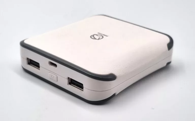 powerbank-manta-7000mah-bialy-kod-producenta-mpb004-power-bank-7000-mah