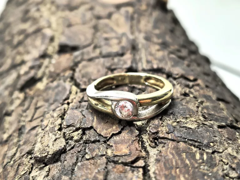 zloty-pierscionek-dwukolorowy-z-cyrkonia-p585-w55g-r17-marka-248811-958954