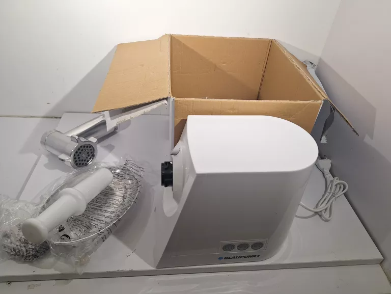 MASZYNKA DO MIELENIE MIĘSA BLAUPUNKT FMM501 KARTON