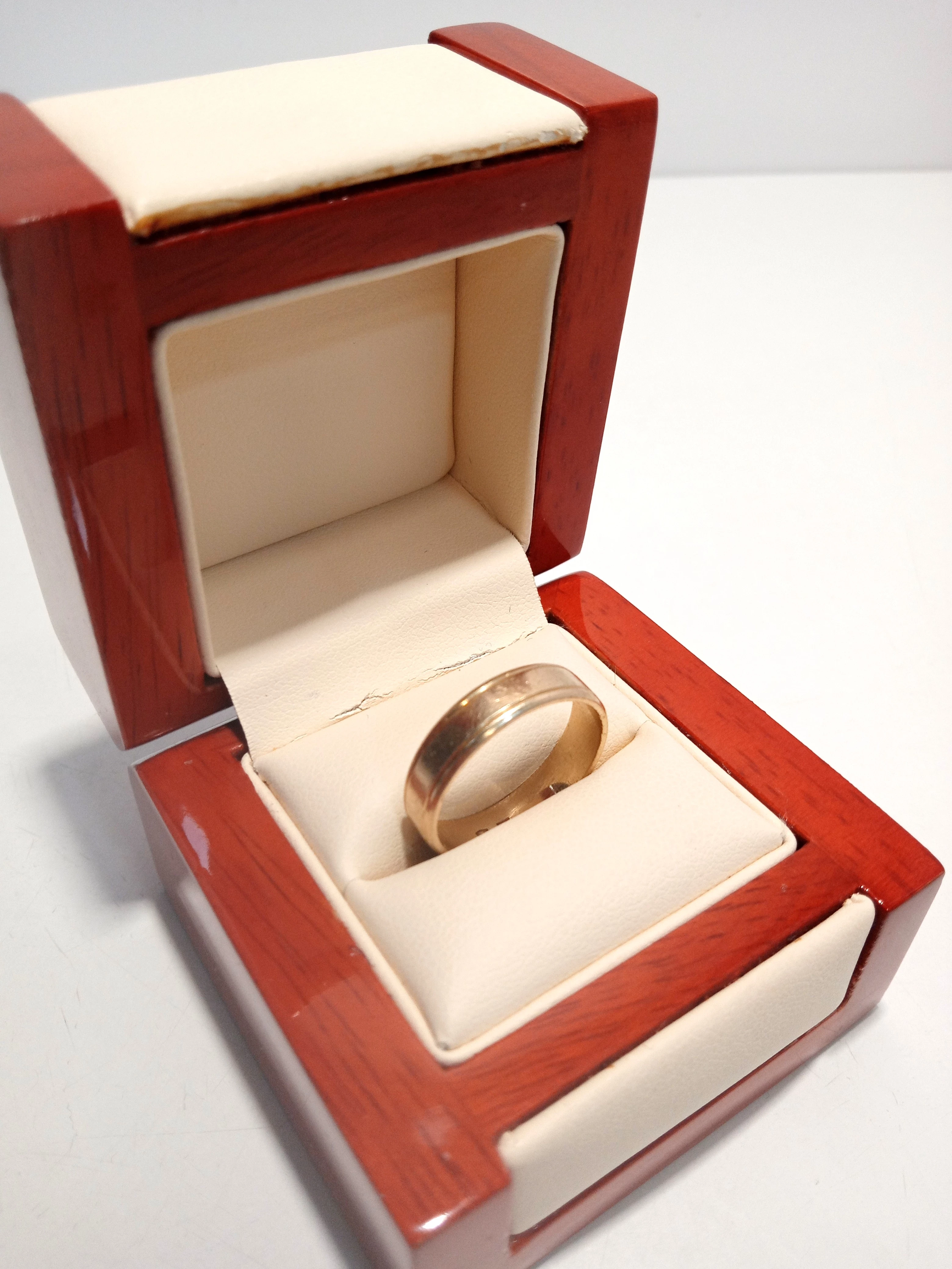 zlota-obraczka-proba-585-zeromskiego-76-radom