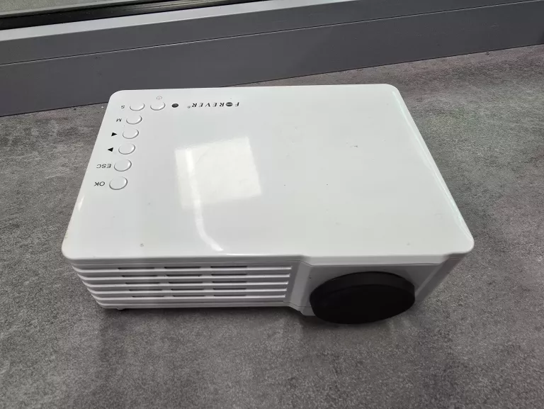projektor-forever-mlp-30-jasnosc-lampy-ansi-400