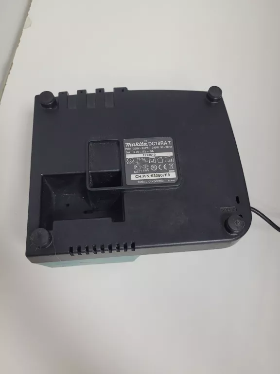 ŁADOWARKA MAKITA DC18RA