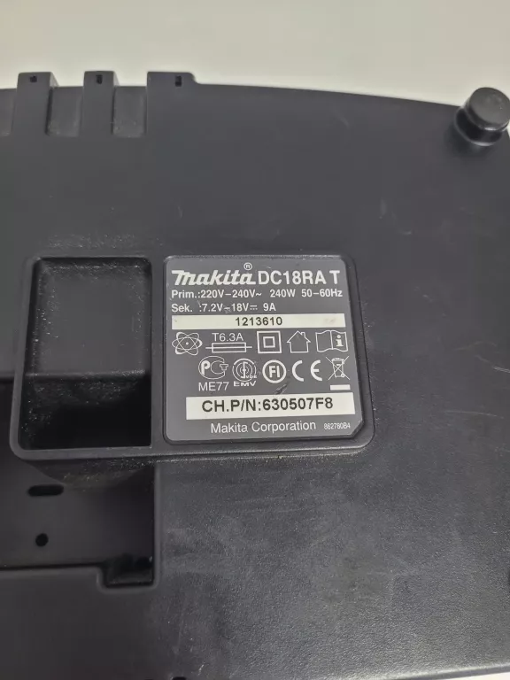 ŁADOWARKA MAKITA DC18RA