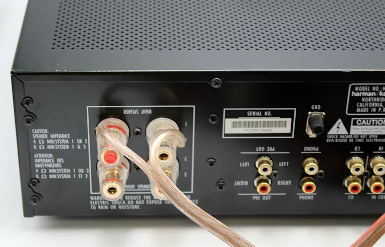 AMPLITUNER HARMAN KARDON HK980 WZMACNIACZ DWUKANAŁOWY AUDIO