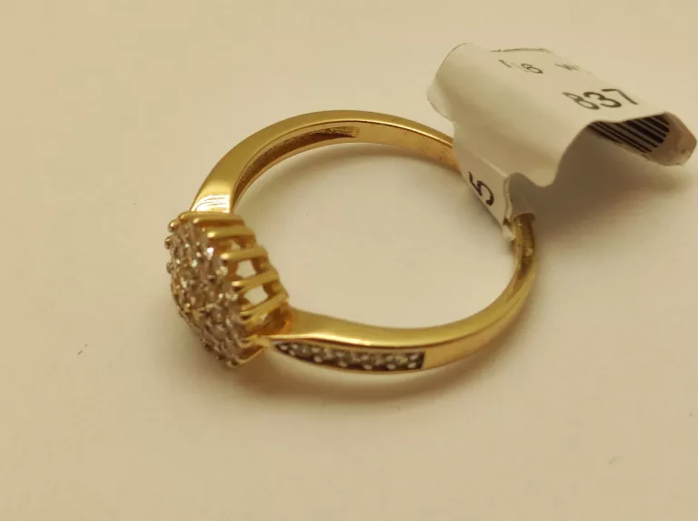 PIĘKNY ZŁOTY PIERŚCIONEK 585 R.16 2,79G