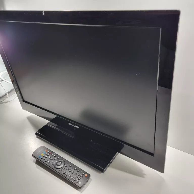 TELEWZOR SHARP LC-24LE240E + PILOT - ODBIÓR OSOBISTY