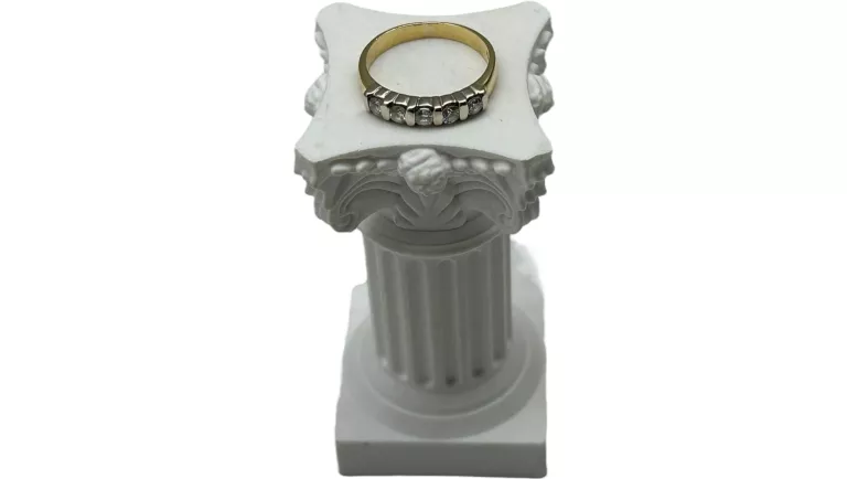 piekny-zloty-pierscionek-329g-pr750-18k-r10-z-brylantami-stan-11323-2