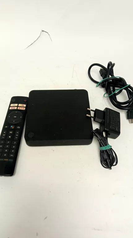 TV SMART 4K BOX DV8988 PILOT OKABLOWANIE
