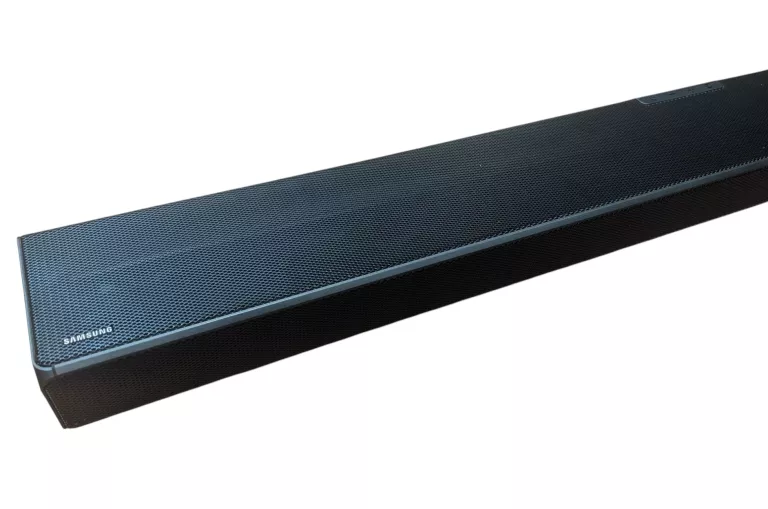 SOUNDBAR SAMSUNG HW-Q600A Z SUBWOOFEREM I PILOTEM