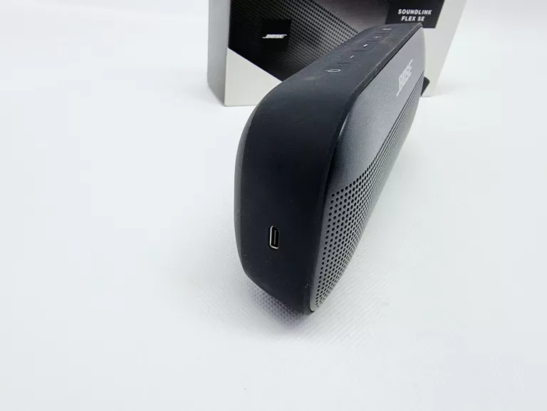 GŁOŚNIK PRZENOŚNY BOSE SOUNDLINK FLEX CZARNY 30 W