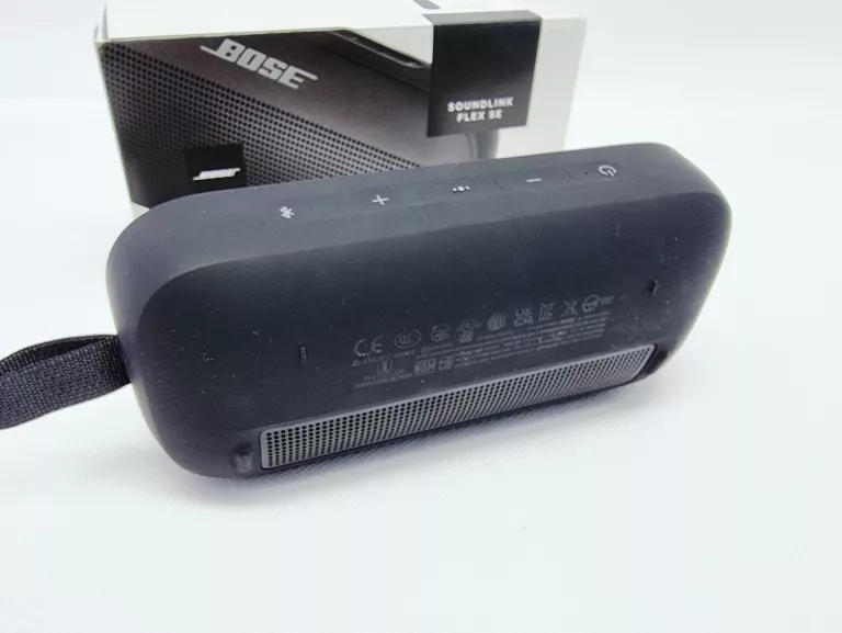 GŁOŚNIK PRZENOŚNY BOSE SOUNDLINK FLEX CZARNY 30 W