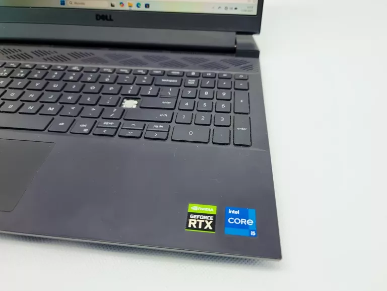 LAPTOP DELL G15 RTX 3050 SŁUCHAWKI STEELSERIES