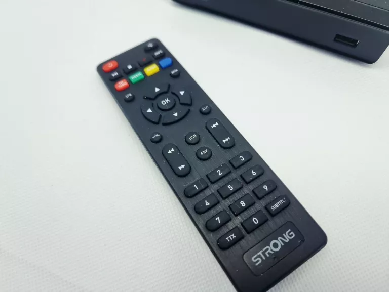 DEKODER STRONG DVB-T2