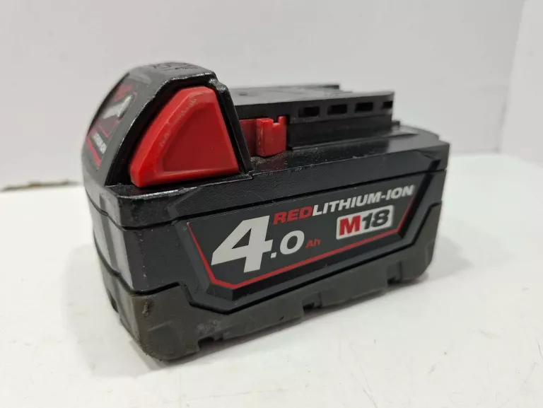 AKUMULATOR M18 4 AH