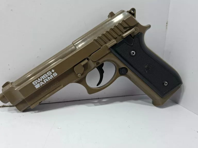 WIATRÓWKA SA 92 SWISS ARMY