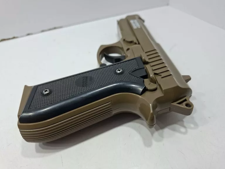 WIATRÓWKA SA 92 SWISS ARMY