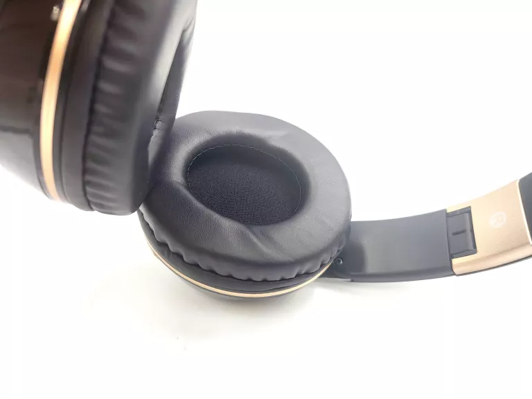 SŁUCHAWKI BEZPRZEWODOWE NAUSZNE XBASS FG-07S