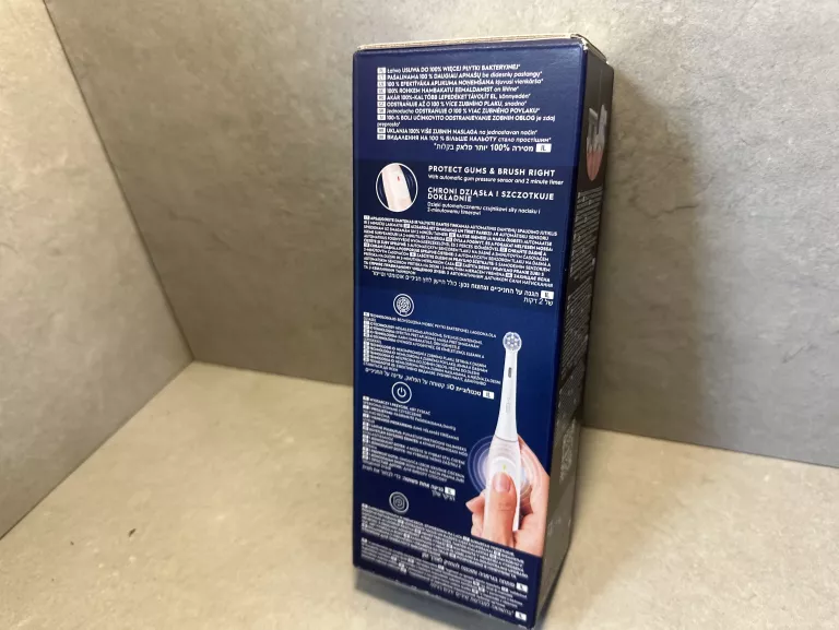 SZCZOTECZKA MAGNETYCZNA ORAL-B IO 2