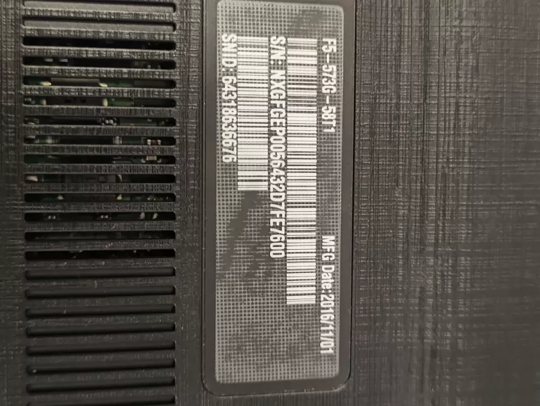 LAPTOP ACER F5-573G I5-7200U 8GB 1000 GF940MX