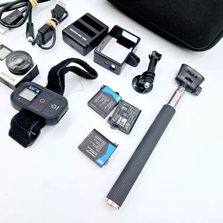 GOPRO HERO 4 + AKCESORIA