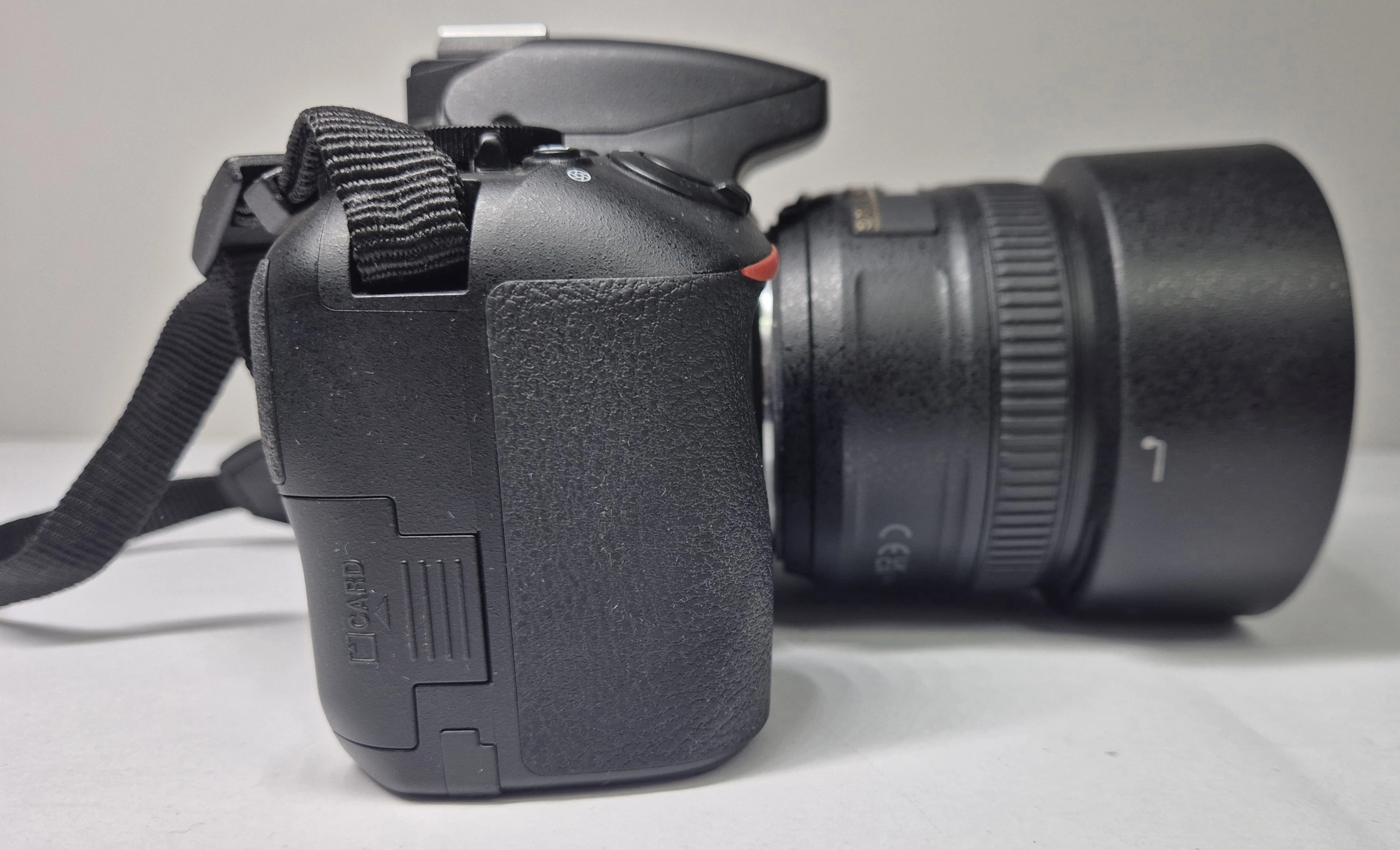 aparat-nikon-d3500obiektyw-nikon-nikkor-50-mm-f18-g-af-s-zestaw-w-zestawie-814-2