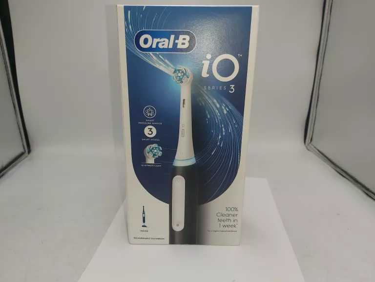 SZCZOTECZKA ELEKTRYCZNA ORAL-B IO SERIES 3 MATT BLACK KOMPLET