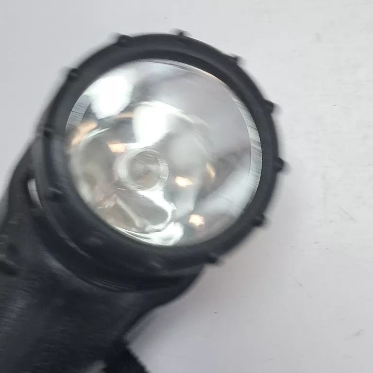 latarka-hitachi-ub10-dl-108-12v-stan-11323-2