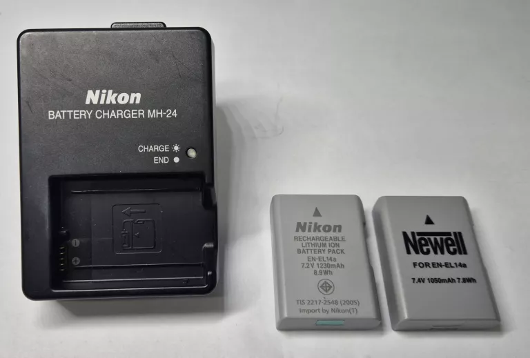 aparat-nikon-d3500obiektyw-nikon-nikkor-50-mm-f18-g-af-s-zestaw-ean-gtin-4960759150158