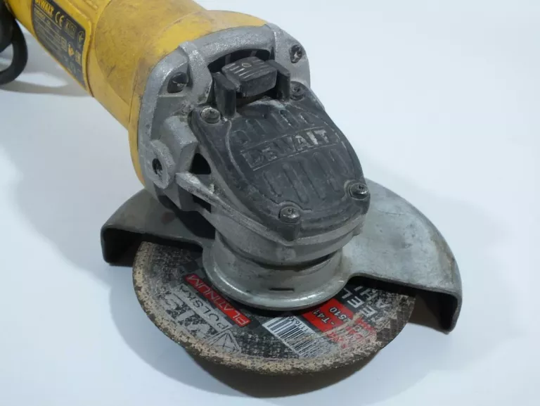 SZLIFIERKA DEWALT DWE4057 800W