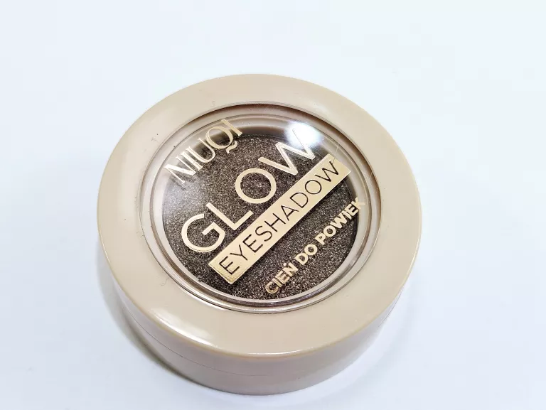CIEŃ DO POWIEK NIUQI GLOW 06