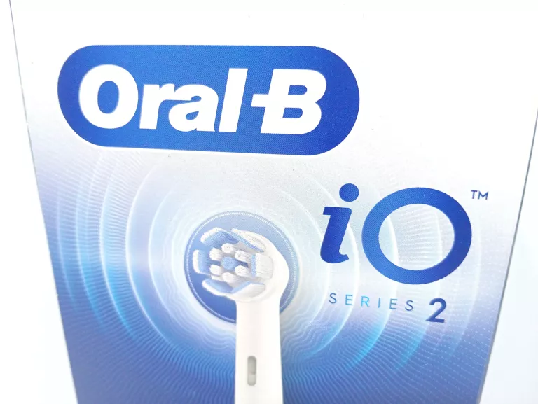 SZCZOTECZKA ORAL-B IO SERIES 2 RÓŻOWA