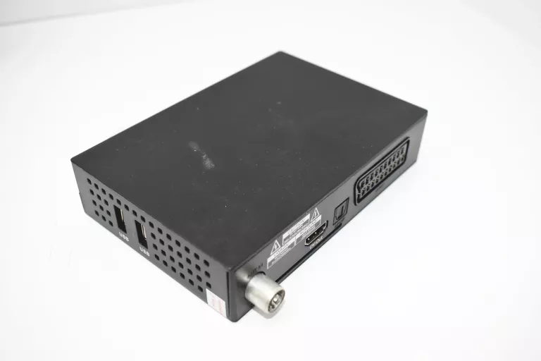DEKODER DVBT2 ARIVA T79 KOMPLET