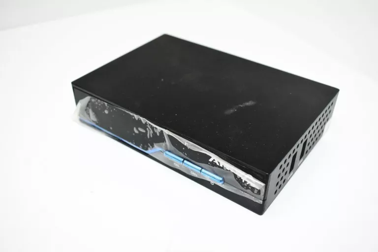 DEKODER DVBT2 ARIVA T79 KOMPLET