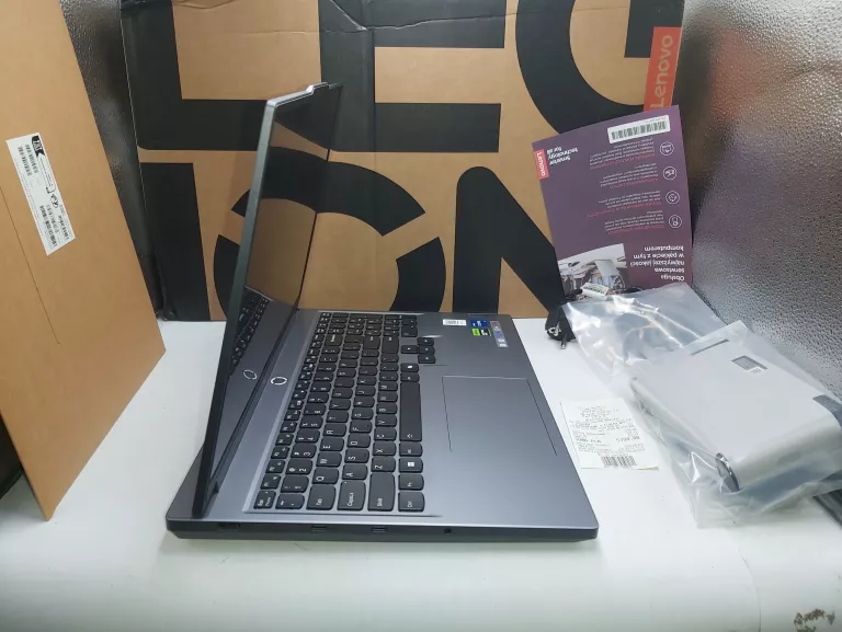 LAPTOP LENOVO LEGION 5 16IRX9 I7-13650HX 16GB/512GB GWARANCJA KOMPLET!!!