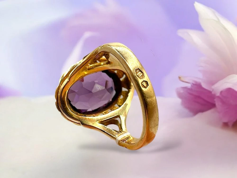 zloty-pierscionek-z-fioletowym-oczkiem-proby-585-ean-gtin-00000000