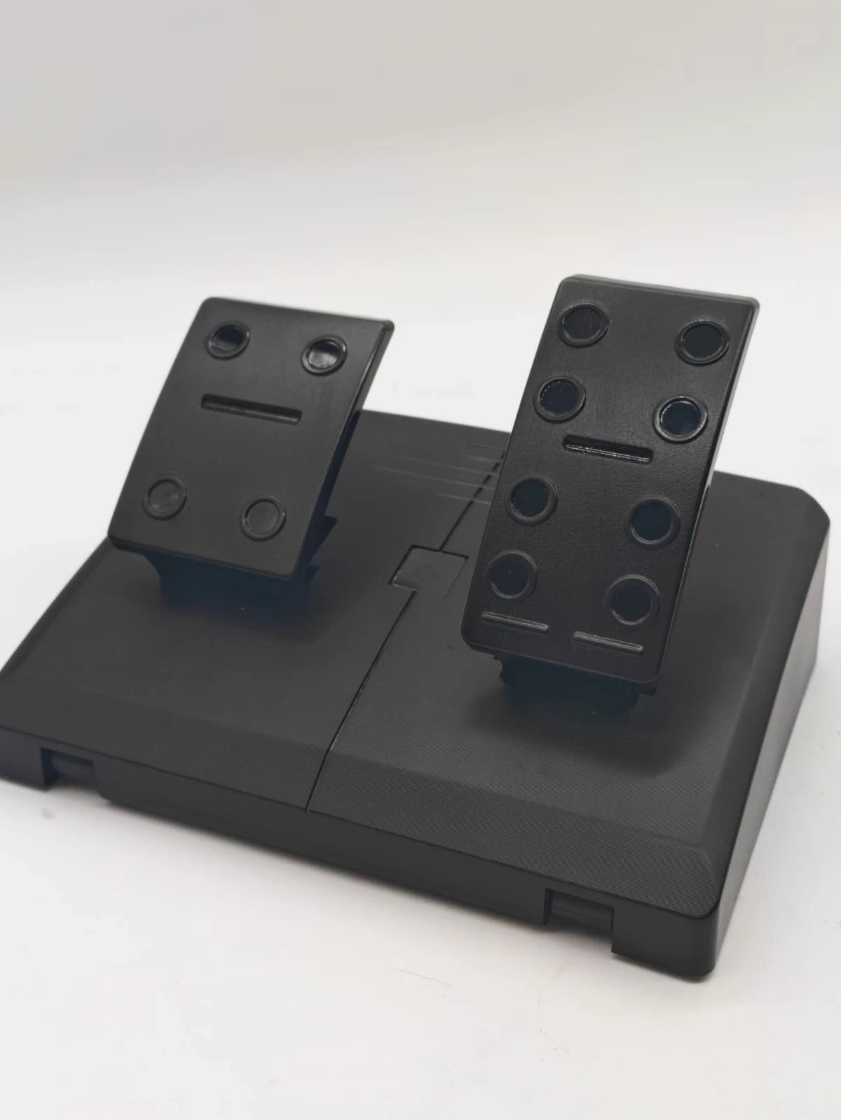 zestaw-logitech-heavy-equipment-bundle-945-000062-pod-farming-stan-11323-2