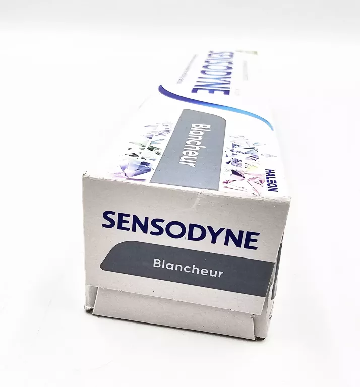 PASTA DO ZĘBÓW SENSODYNE BLANCHEUR / EXTRA WHITENING / 75 ML